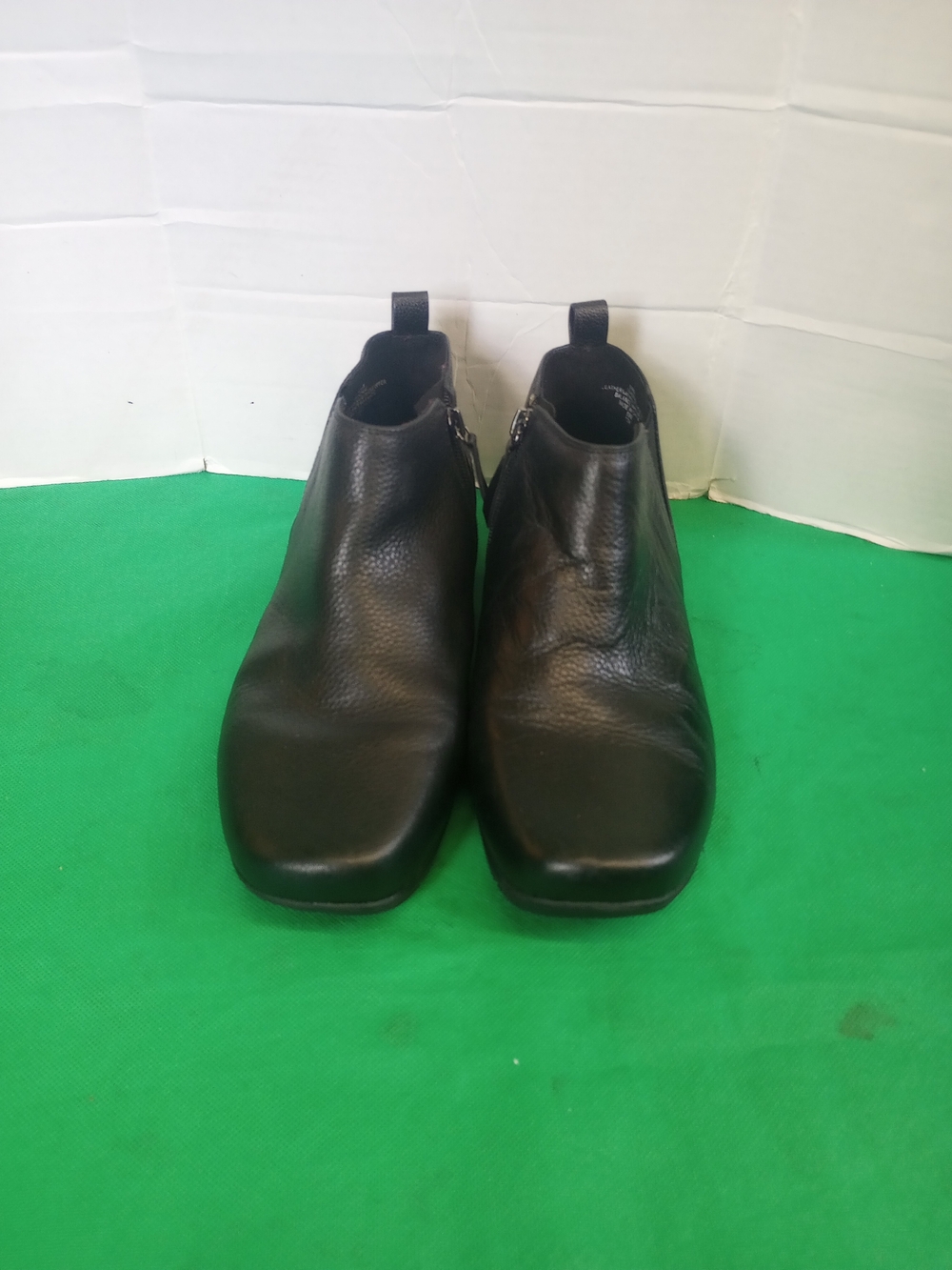 Easy Spirit Aerial Black Leather Side Zipped Ankle Boots Side 8WW